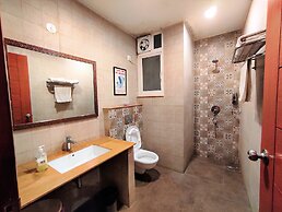 The Angel Hotel And Suites