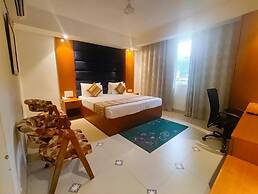 The Angel Hotel And Suites