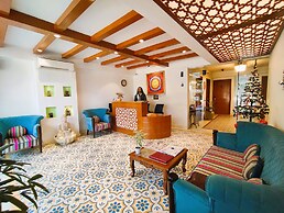 The Angel Hotel And Suites