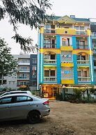 The Angel Hotel And Suites