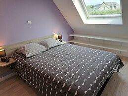 Comfortable Holiday Home Near the Beach