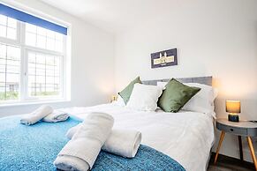 Host Stay Croydon Road Apartment