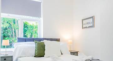 Host Stay Croydon Road Dwelling