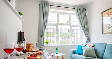 Host Stay Croydon Road Dwelling