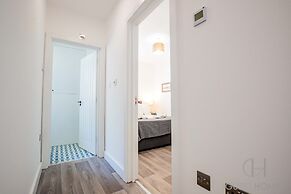 Host Stay Croydon Road Dwelling