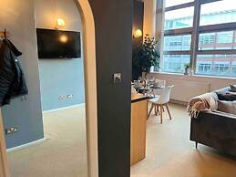 Host Stay Great Hampton Apartment