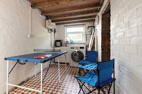 Host Stay Argie House