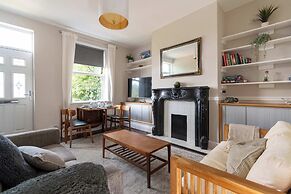 Host Stay Argie House