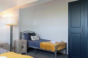 Host Stay Argie House