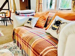 Host Stay Pool Cottage