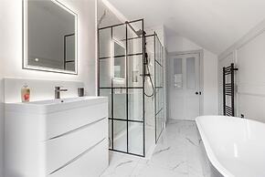 Host Stay Barton Road Retreat