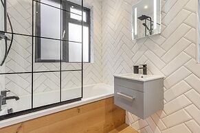 Host Stay Barton Road Retreat