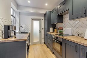 Host Stay Barton Road Retreat