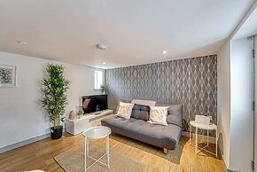 Host Stay Bridgepoint House