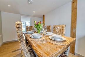 Host Stay Bridgepoint House