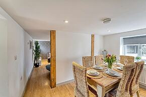 Host Stay Bridgepoint House