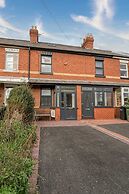 Host Stay Barton Road House