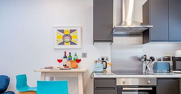 Host Stay Croydon Road Abode