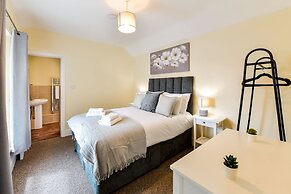 Host Stay Gerald Street