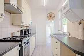 Host Stay Somerset Road House