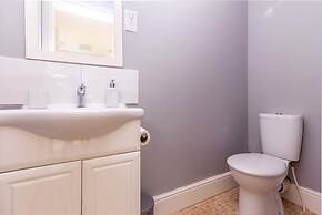 Host Stay Club Chambers