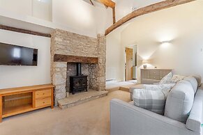 Host Stay The Old Thatch