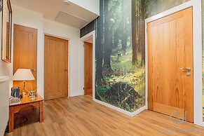 Host Stay Little Highlands