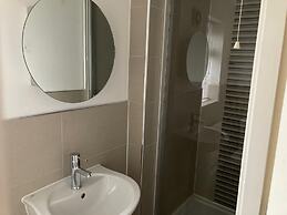 Host Stay Hunters Wood Court