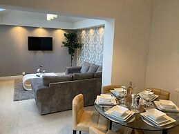 Host Stay Hunters Wood Court
