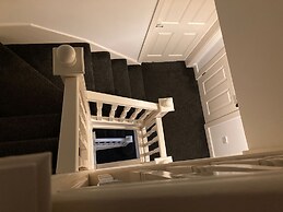 Host Stay Hunters Wood Court