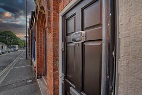 Host Stay Taylor Bennett Apartment