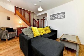 Host Stay Oxford Street House