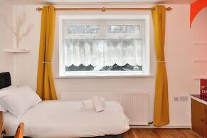 Host Stay Oxford Street House