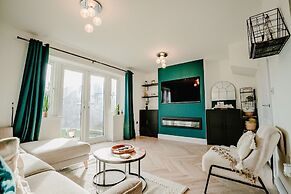 Host Stay Mercia House