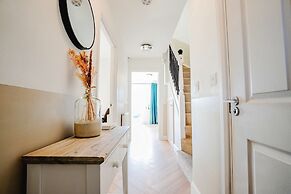 Host Stay Mercia House