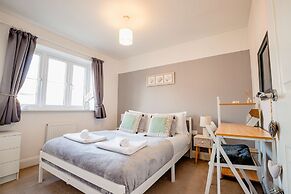 Host Stay Mercia House