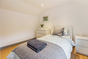 Host Stay Bridge Street Residence