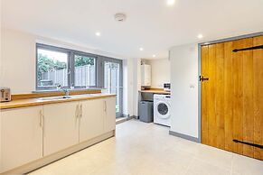 Host Stay Bridge Street Residence