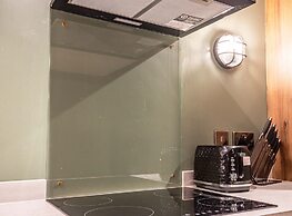 Host Stay Shaw Street Mews Basement