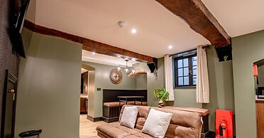 Host Stay Shaw Street Mews Basement