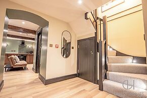 Host Stay Shaw Street Mews Basement