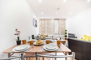 Host Stay Maple Court