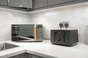 Host Stay Maple Court