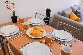 Host Stay Maple Court