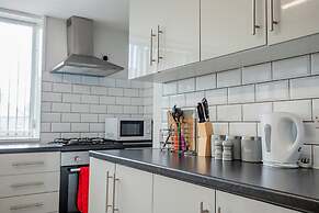 Host Stay Park Cliffe House