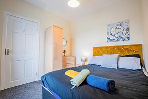 Host Stay Park Cliffe House