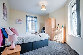 Host Stay Park Cliffe House