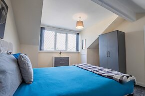 Host Stay Park Cliffe House