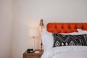 Host Stay The Old School House