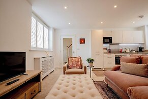 Host Stay The Old School House